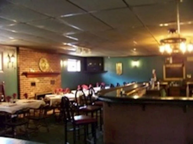 Laurelwood Inn & Steakhouse