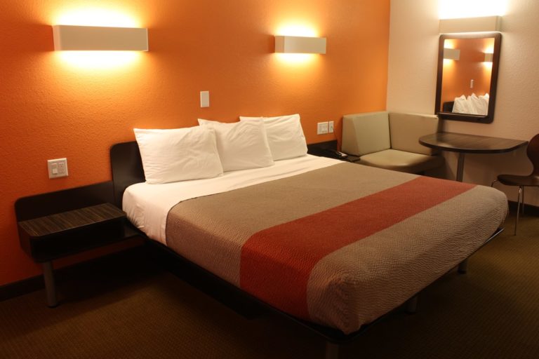 Motel 6 Erie 3 768x512
