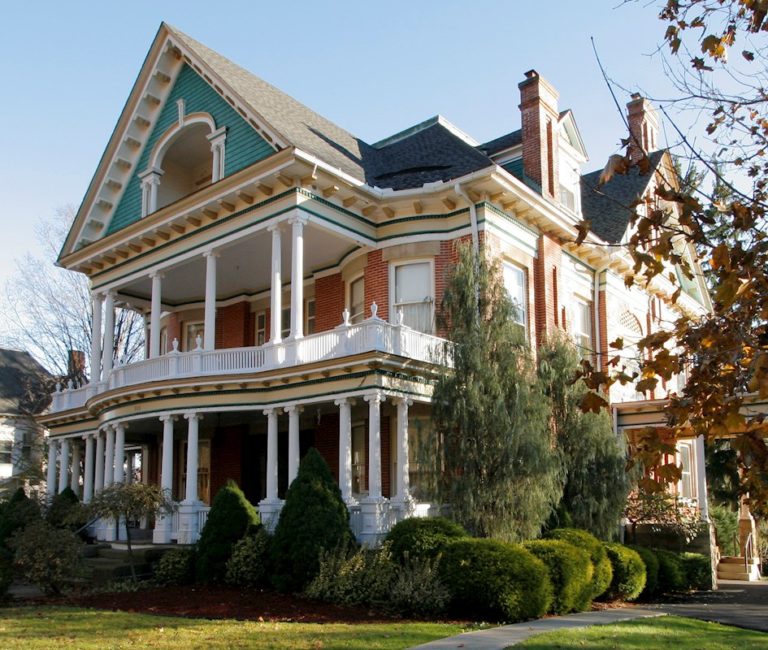 Smethport Mansion District + Walking Tour - PA Route 6 Alliance